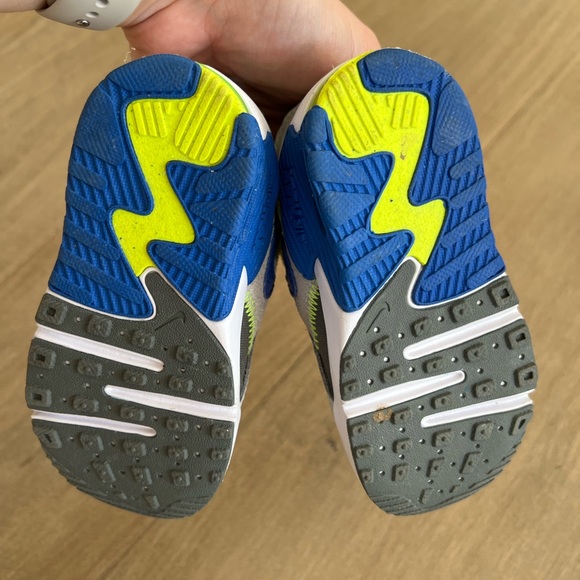 Toddler Nike Air Max - Picture 7 of 7